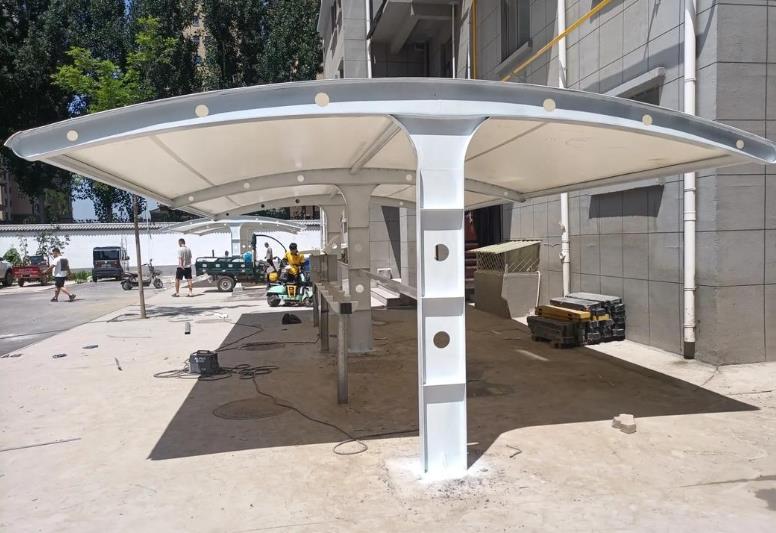 PC耐力板自己买回来如何安装？